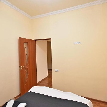 Teryan 68/3 2 Appartement Jerevan Buitenkant foto