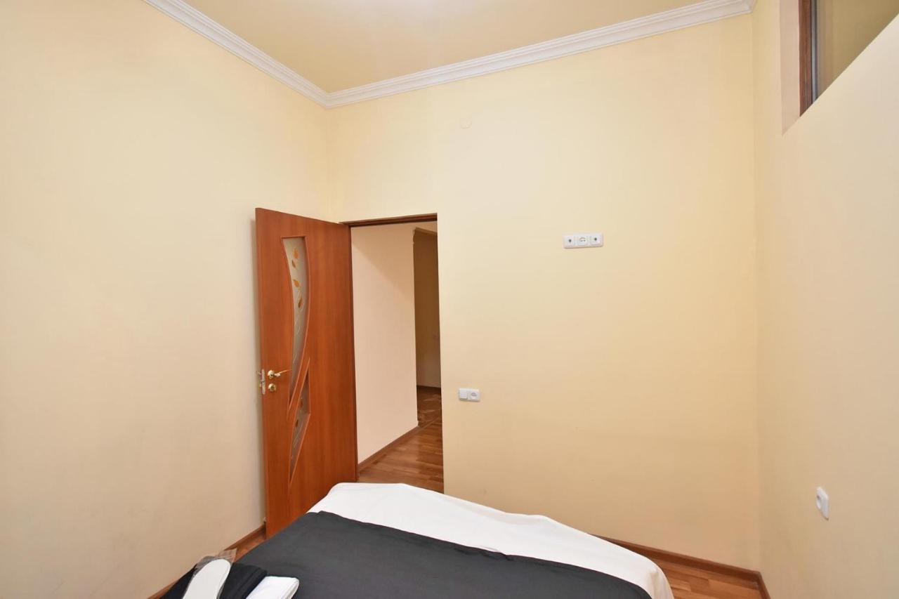 Teryan 68/3 2 Appartement Jerevan Buitenkant foto
